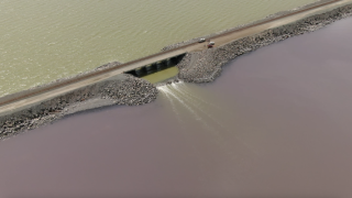 Great Salt Lake causeway berm